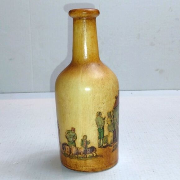 Vintage Ceramic Bottle Made in Scotland‎ Decorated with 19th Century Farm Scenes - Picture 3 of 8